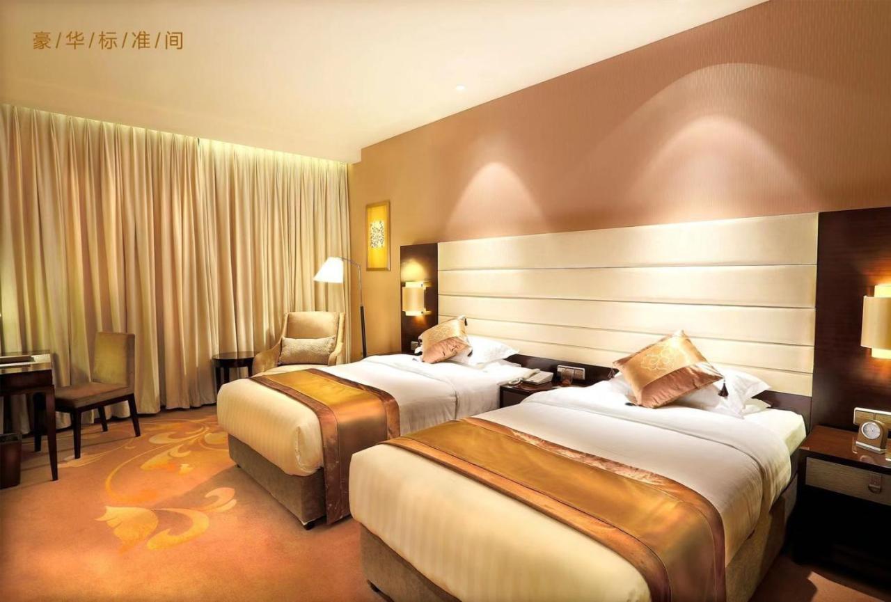 Ritan Hotel Downtown Peking Exteriör bild