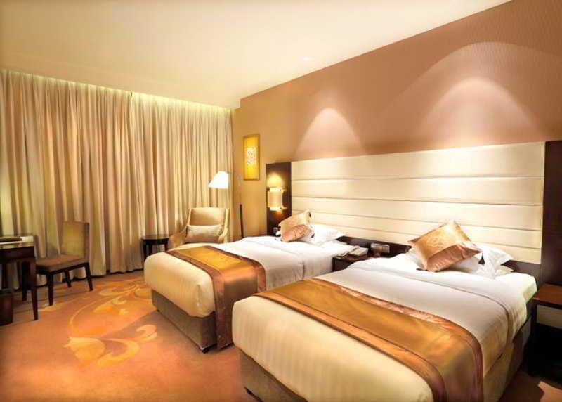 Ritan Hotel Downtown Peking Exteriör bild