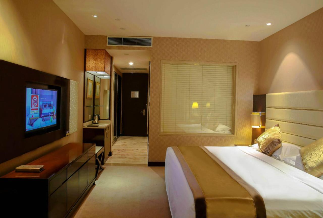 Ritan Hotel Downtown Peking Exteriör bild